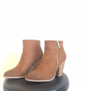 Tobacco Color Heeled Booties